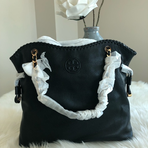 Tory Burch Handbags - Tory Burch Marion Slouchy Tote